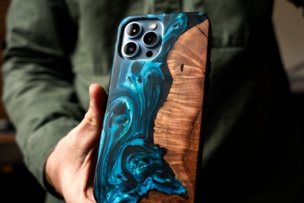 Tips for Woodworking With Live-Edge Slabs: Prep & Finishing