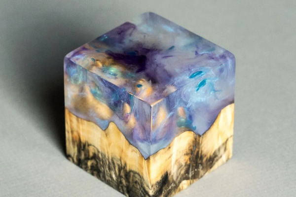 Essential Tips for Using Epoxy Resin on Wood