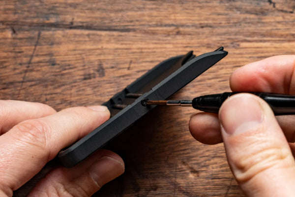 How to use the Carved Wallet O-Ring Kit