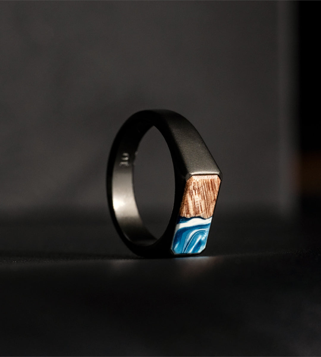Signet Ring Primary Product Image