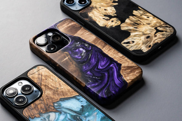 Wood vs. Plastic Phone Cases - What's the Difference?