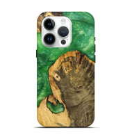iPhone 15 Pro Wood+Resin Live Edge Phone Case - Eduardo (Green, 699448)