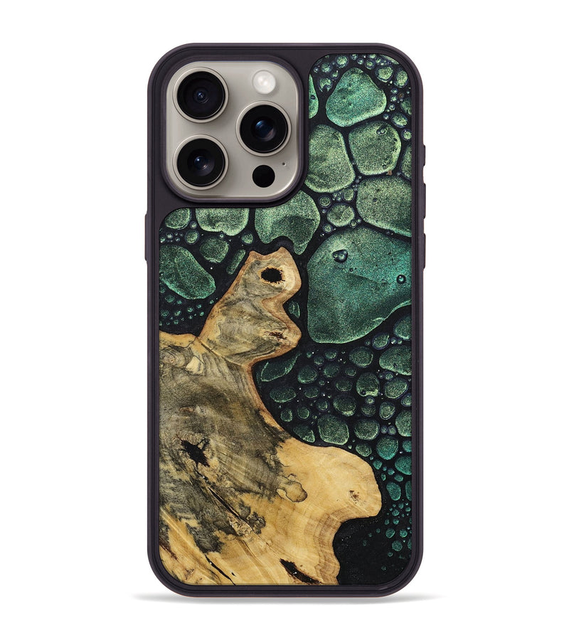 iPhone 15 Pro Max Wood+Resin Phone Case - Angie (Chameleon, 706584)