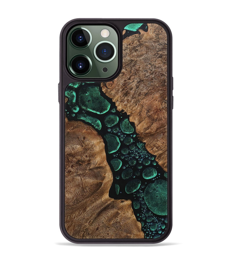 iPhone 13 Pro Max Wood+Resin Phone Case - Arthur (Chameleon, 706676)
