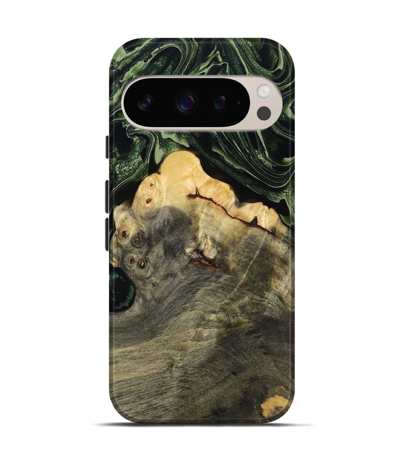 Pixel 9 Pro Wood Live Edge Phone Case - Tre (Green, 793849)