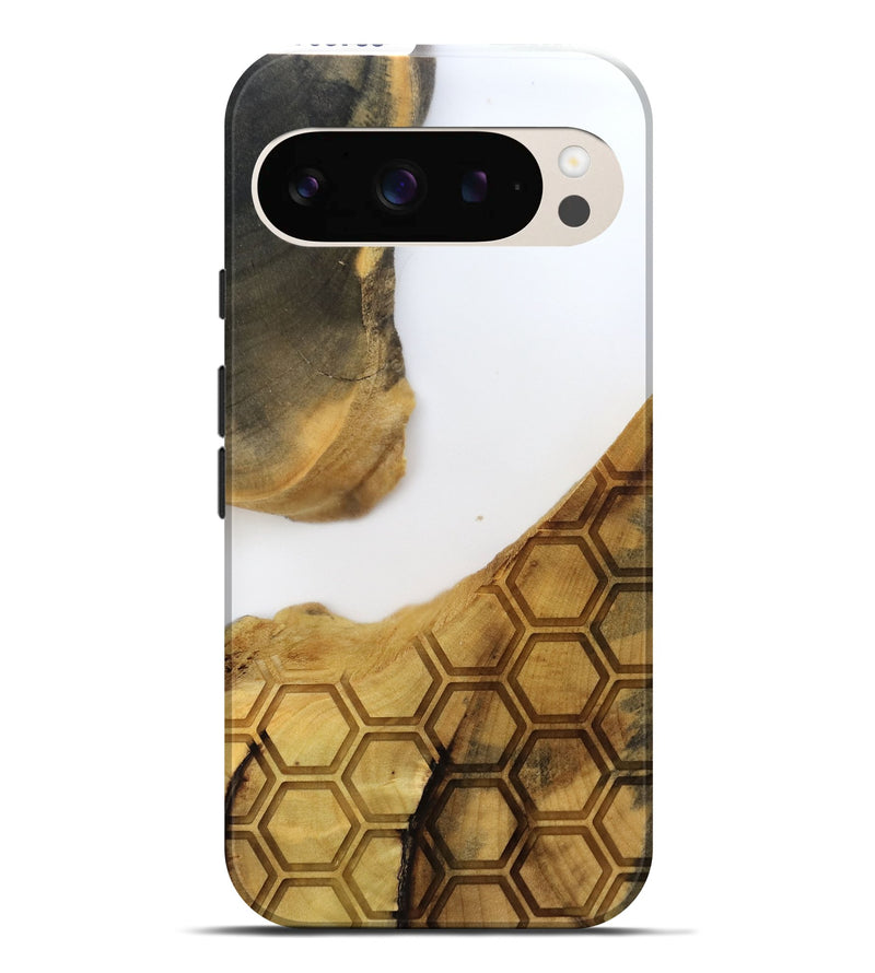 Pixel 9 Pro XL Wood Live Edge Phone Case - Mammie (Clear, 796788)
