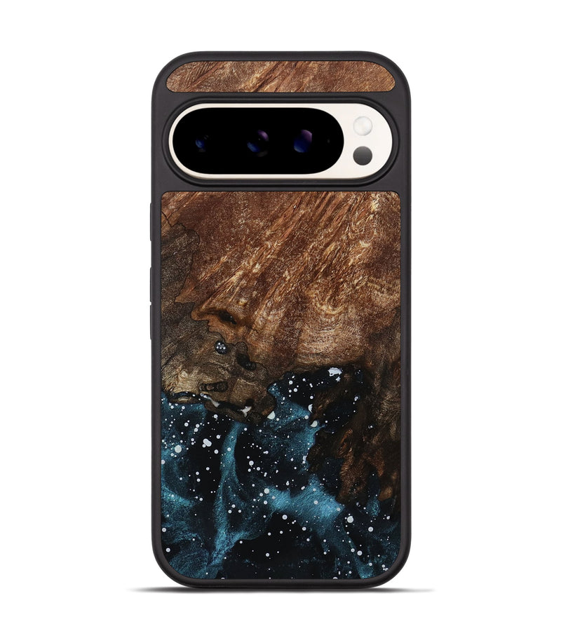 Pixel 9 Wood Phone Case - Wren (Cosmos, 797876)