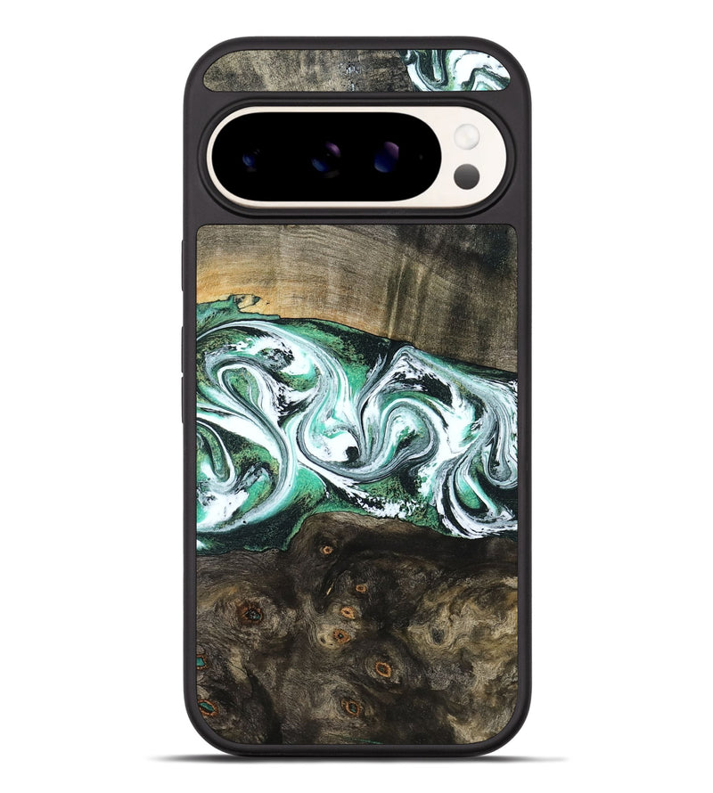 Pixel 9 Pro XL Wood Phone Case - Justus (Green, 798109)