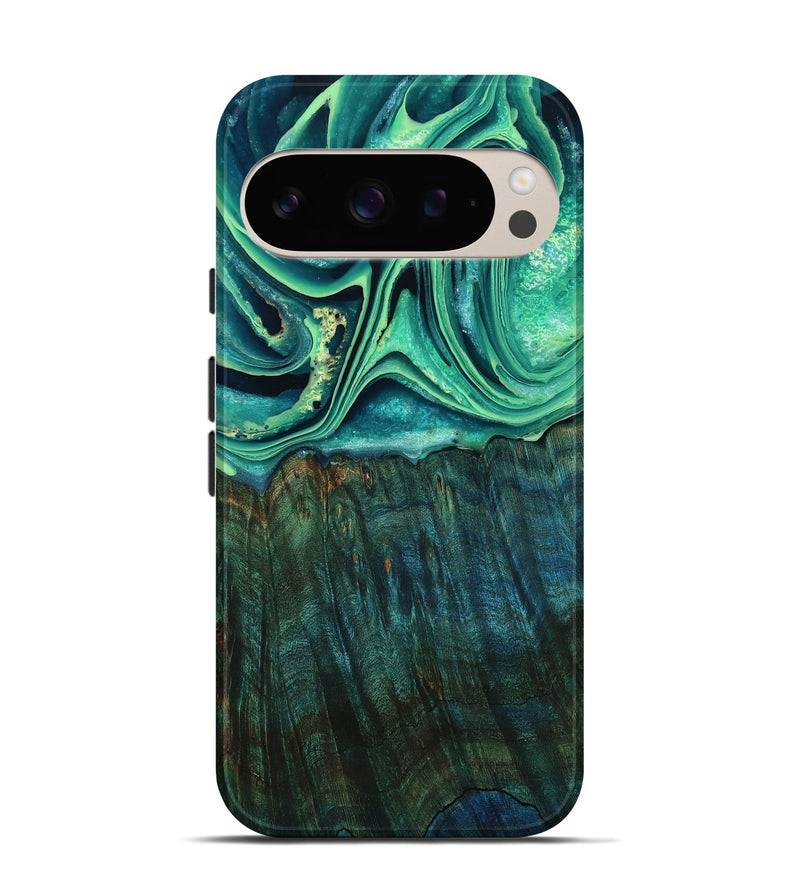 Pixel 9 Wood Live Edge Phone Case - Kyree (Green, 798364)
