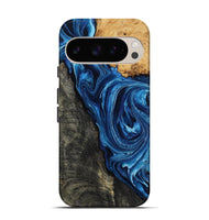Pixel 9 Wood Live Edge Phone Case - Flynn (Blue, 799714)