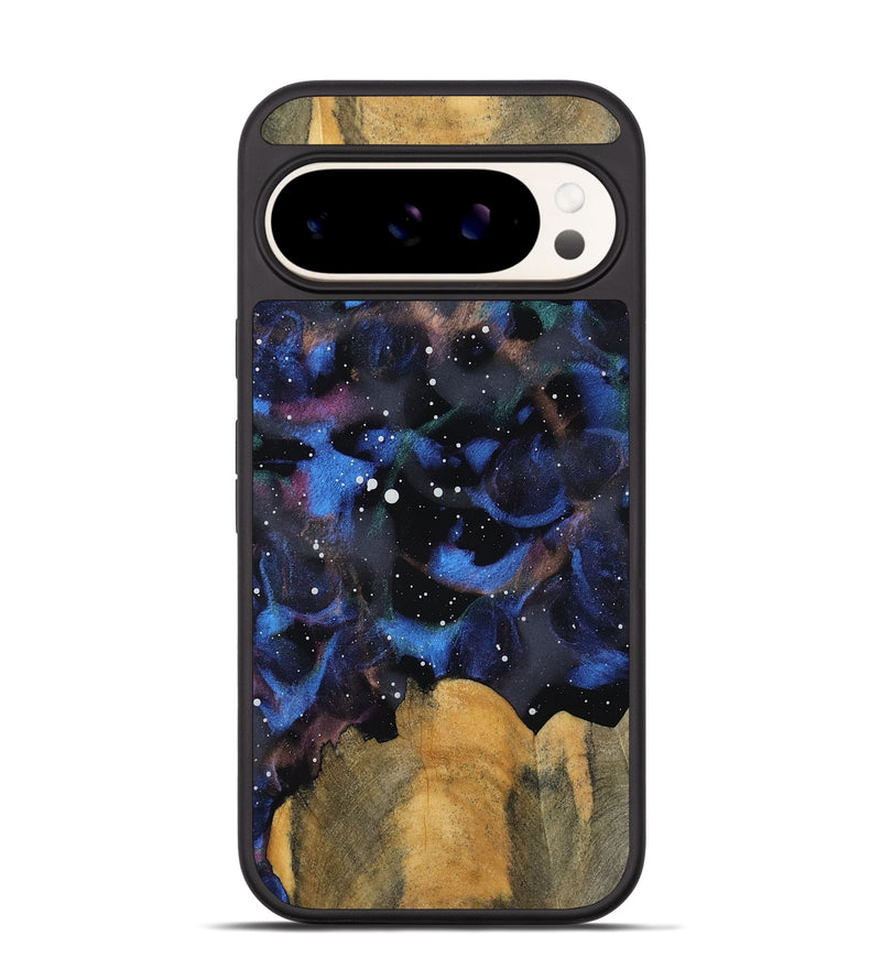 Pixel 9 Wood Phone Case - Talan (Cosmos, 800598)