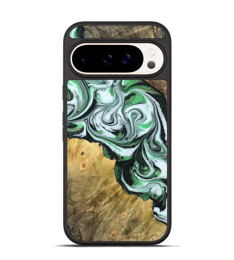 Pixel 9 Pro Wood Phone Case - Jaclyn (Green, 800662)