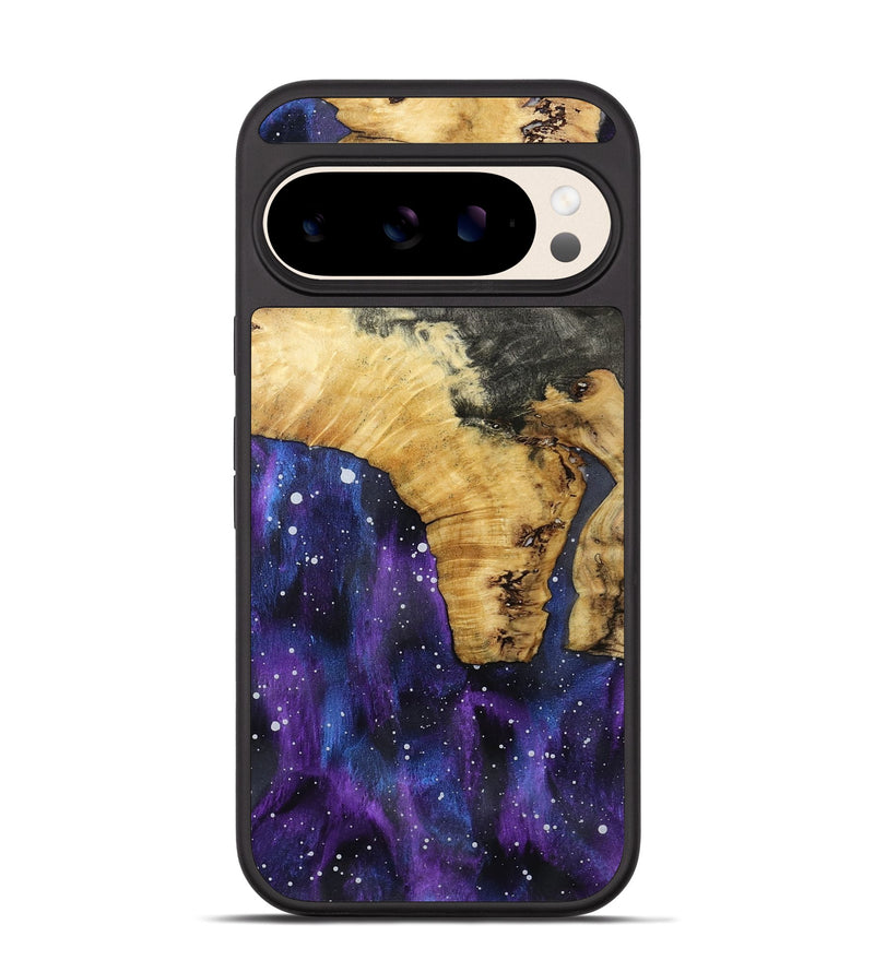 Pixel 10 Wood Phone Case - Cara (Cosmos, 802046)