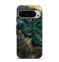 Pixel 9 Wood Live Edge Phone Case - Carol (Green, 802061)