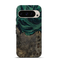 Pixel 9 Pro Wood Live Edge Phone Case - Josue (Green, 802069)