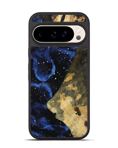 Roxann (802180) Pixel 10 Phone Case