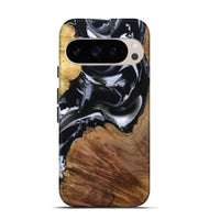 Pixel 10 Wood Live Edge Phone Case - Roland (Black & White, 807714)