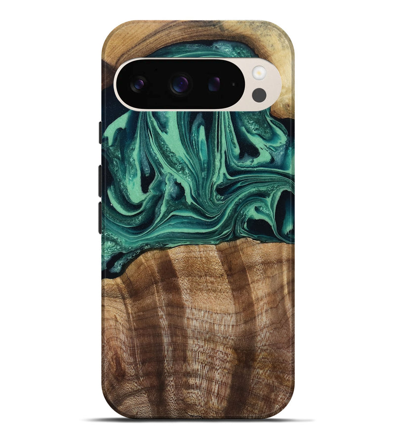 Pixel 9 Pro XL Wood Live Edge Phone Case - Desiree (Green, 808700)