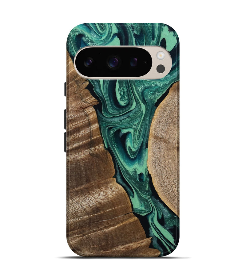 Pixel 9 Wood Live Edge Phone Case - Garth (Green, 808702)