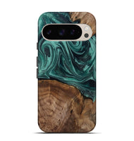 Pixel 9 Wood Live Edge Phone Case - Jaquan (Green, 809029)