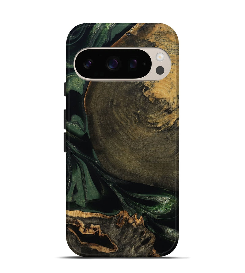 Pixel 10 Pro Wood Live Edge Phone Case - Madonna (Green, 811220)