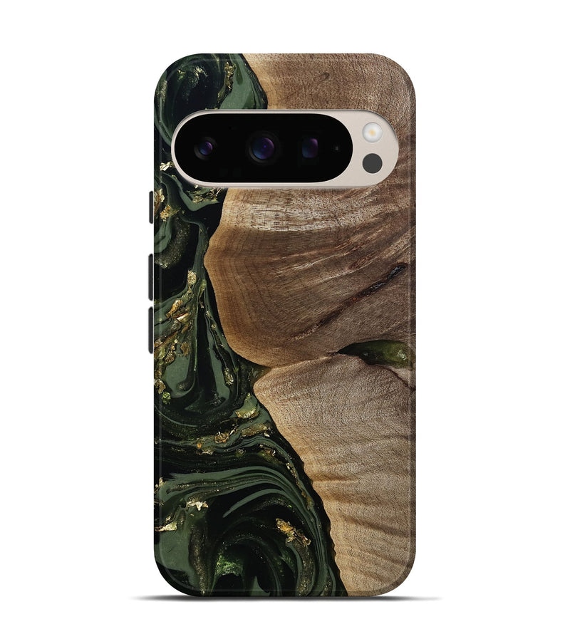 Pixel 10 Wood Live Edge Phone Case - Omer (Green, 811818)
