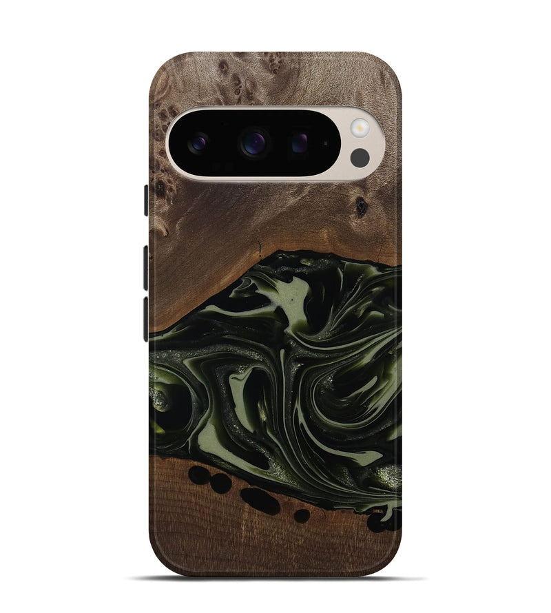 Pixel 10 Wood Live Edge Phone Case - Albin (Green, 812241)