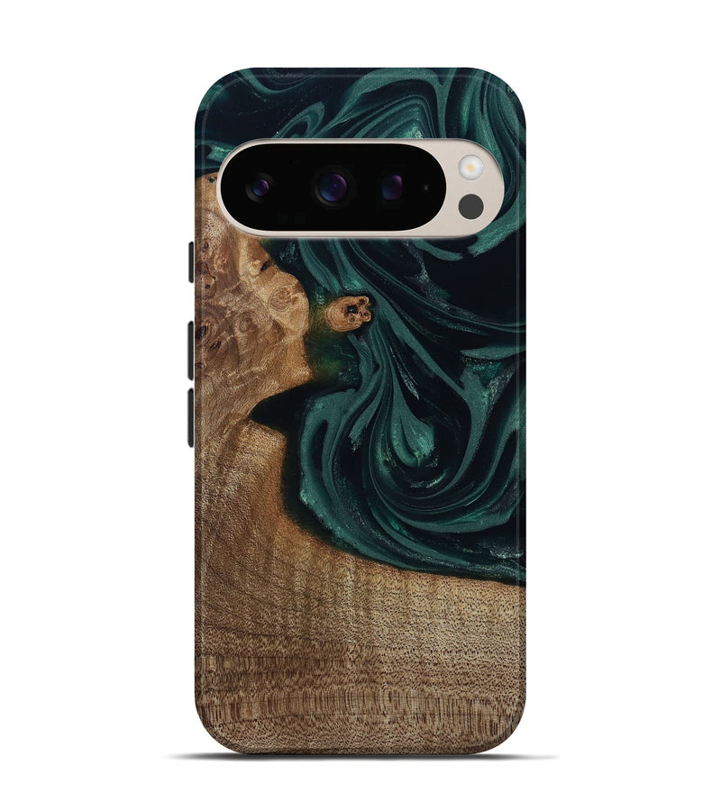 Pixel 10 Wood Live Edge Phone Case - Tierra (Green, 812428)