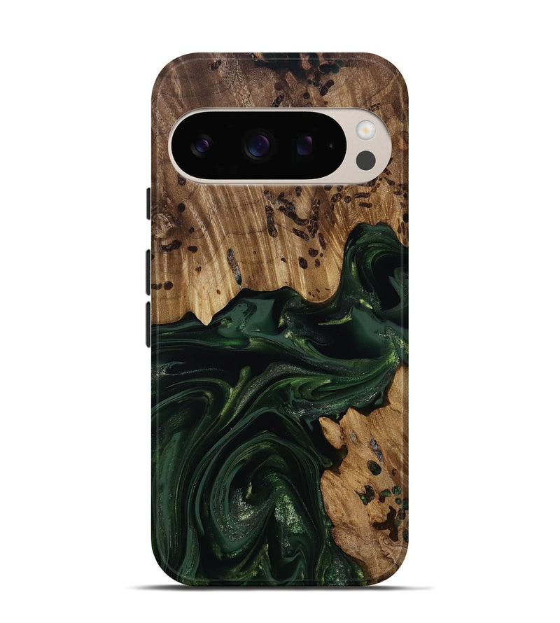 Pixel 10 Wood Live Edge Phone Case - Brant (Green, 814773)