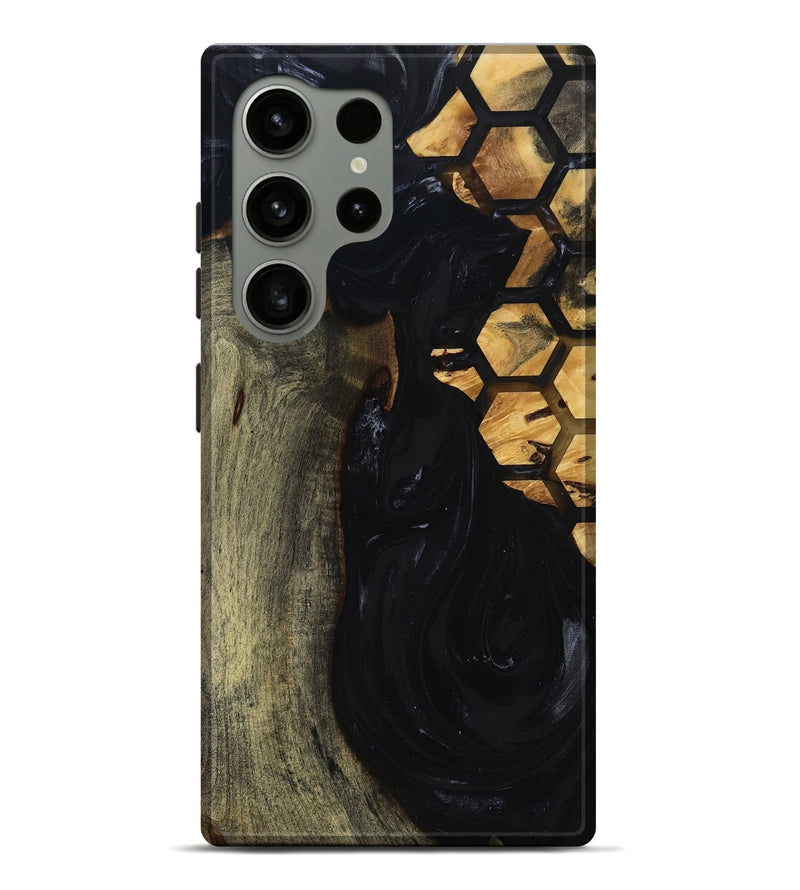 Galaxy S24 Ultra Wood Live Edge Phone Case - Shasta (Black & White, 817888)