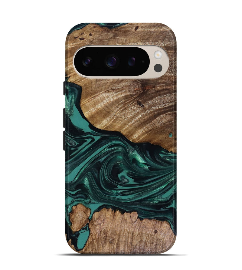 Pixel 9 Pro Wood Live Edge Phone Case - Jena (Green, 817944)