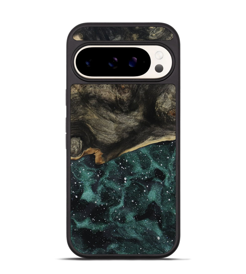 Pixel 9 Wood Phone Case - Mariyah (Cosmos, 818330)