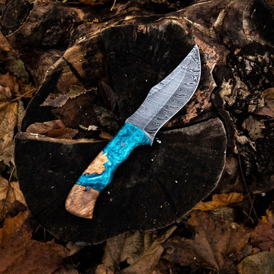 Hunting knives