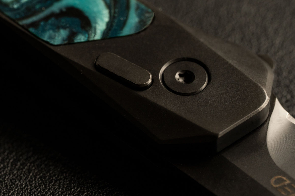 EDC Dark Slate Detail