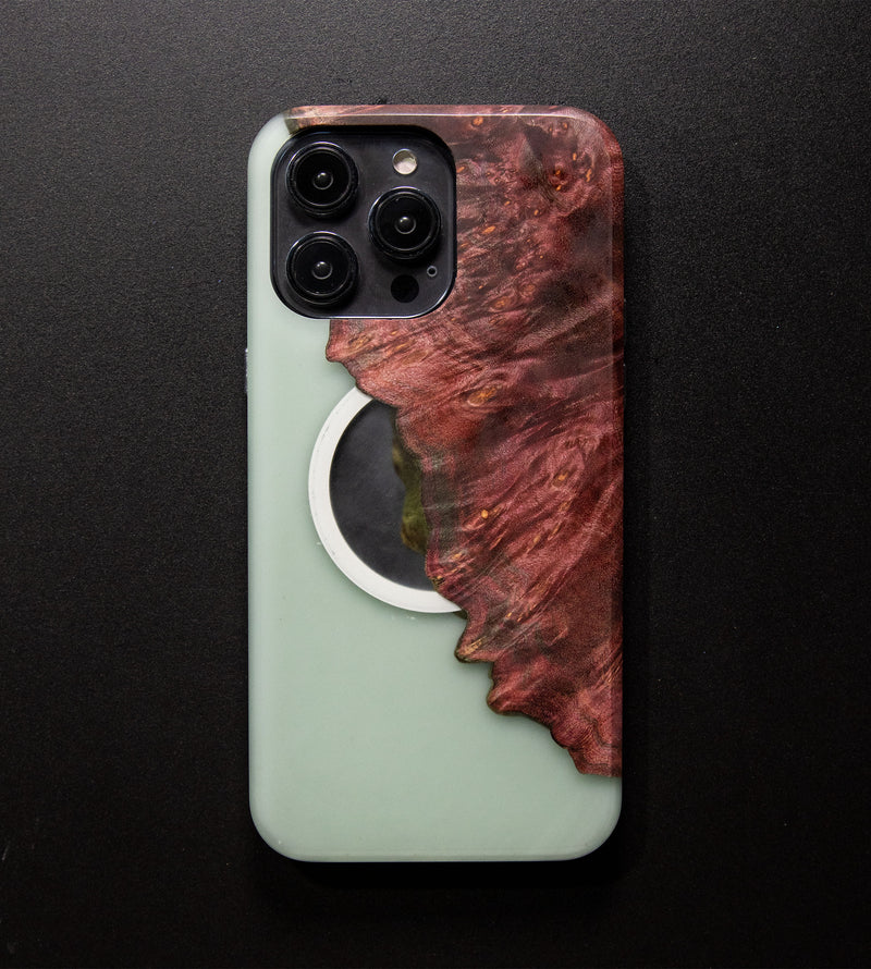 Carved Reserve Live Edge Case - iPhone 14 Pro Max (Luca, 131)
