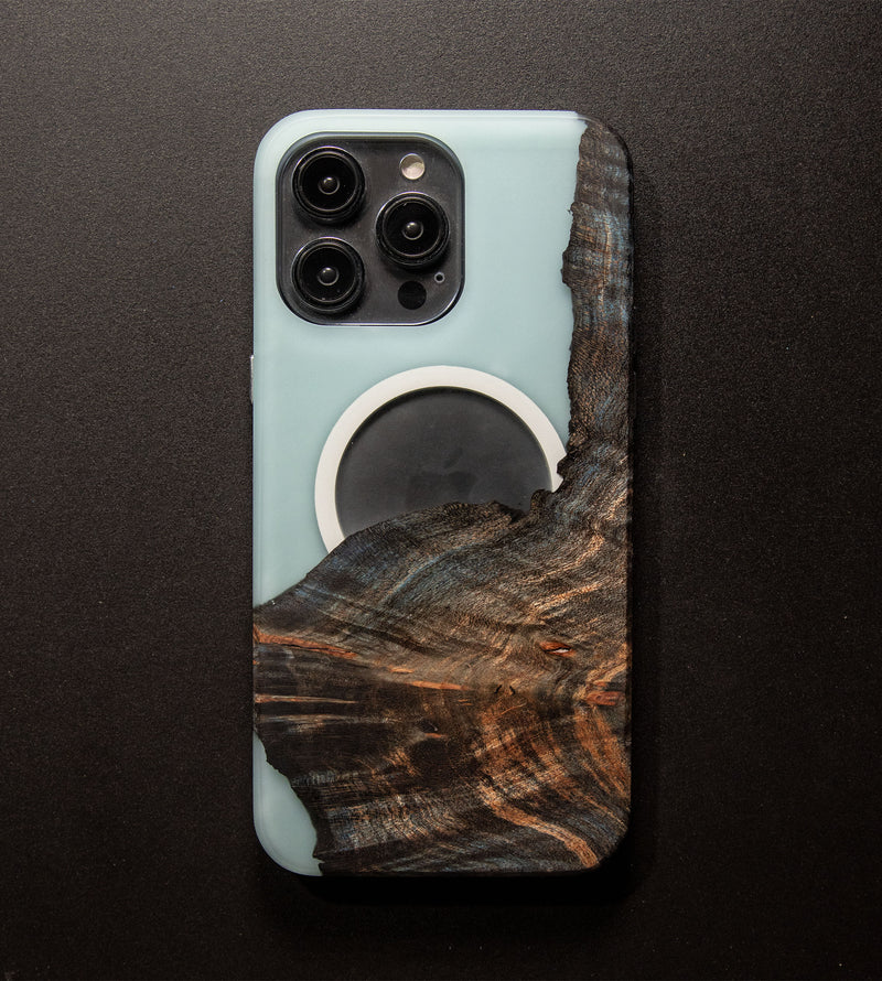 Carved Reserve Live Edge Case - iPhone 14 Pro Max (Isla, 169)