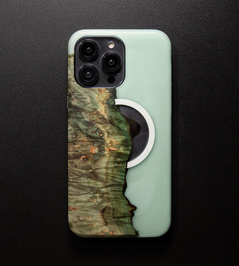 Carved Reserve Live Edge Case - iPhone 14 Pro Max (Ethan, 133)