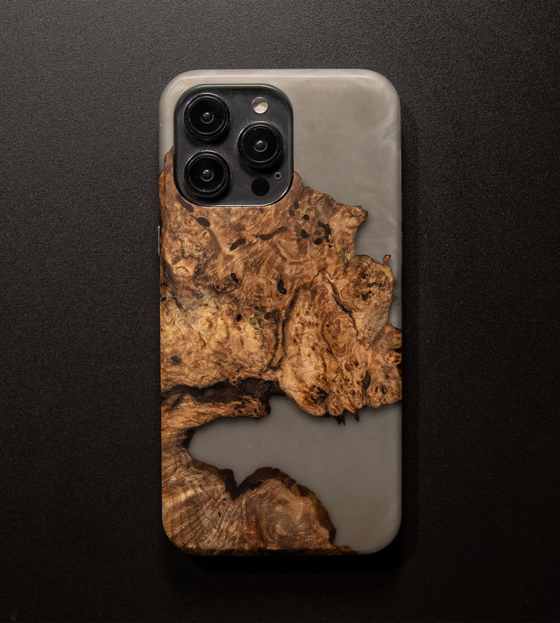 Carved Reserve Live Edge Case - iPhone 14 Pro Max (Lucy, 199)