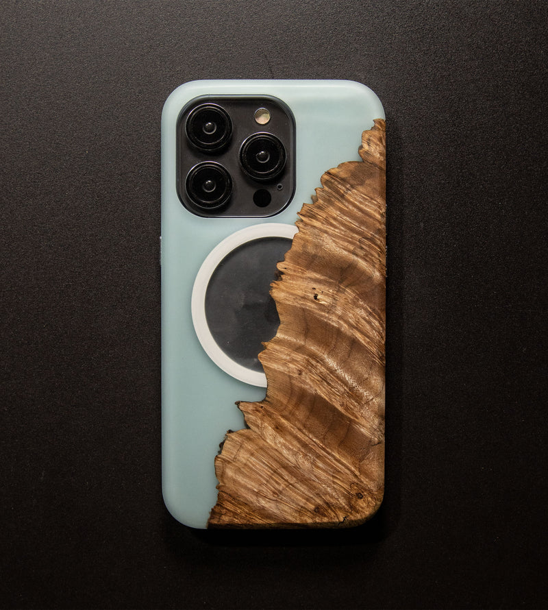 Carved Reserve Live Edge Case - iPhone 14 Pro (Adrian, 222)