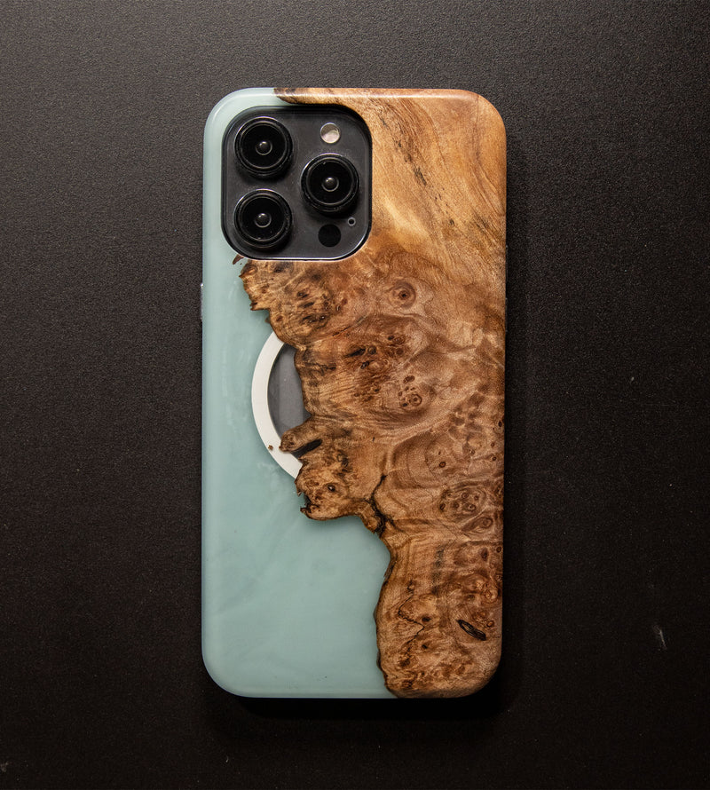 Carved Reserve Live Edge Case - iPhone 14 Pro Max (Logan, 161)