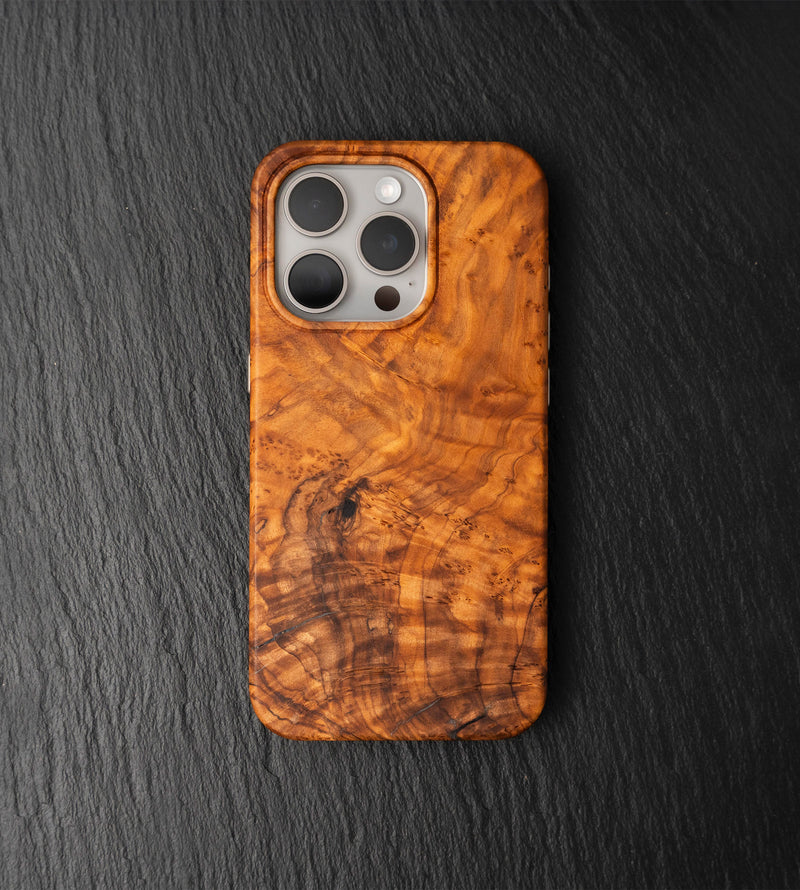 Carved Founders Edition Live Edge Case - iPhone 15 Pro (Pax, 003)