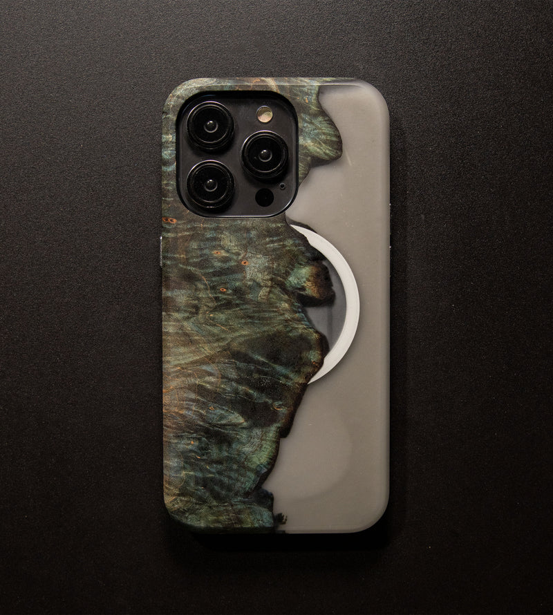 Carved Reserve Live Edge Case - iPhone 14 Pro (Gabrielle, 256)