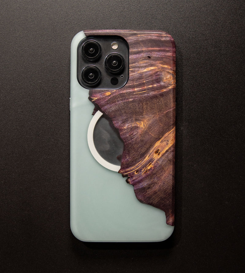 Carved Reserve Live Edge Case - iPhone 14 Pro Max (Elizabeth, 166)