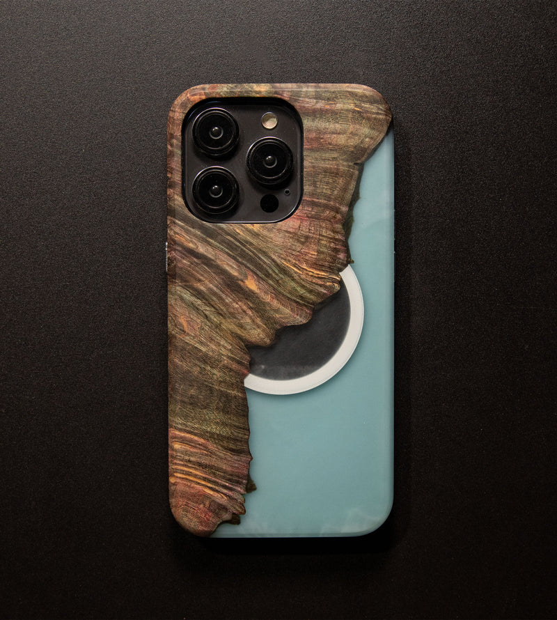 Carved Reserve Live Edge Case - iPhone 14 Pro (Joseph, 211)