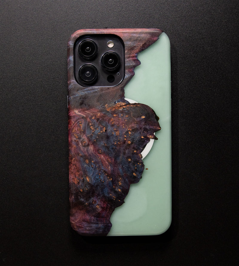 Carved Reserve Live Edge Case - iPhone 14 Pro Max (Mason, 143)