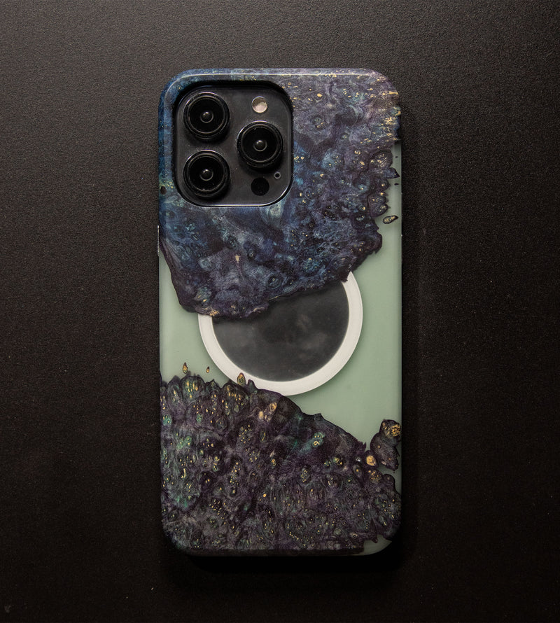 Carved Reserve Live Edge Case - iPhone 14 Pro Max (Madison, 197)