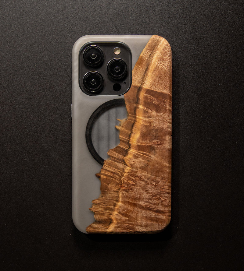 Carved Reserve Live Edge Case - iPhone 14 Pro (Madelyn, 239)