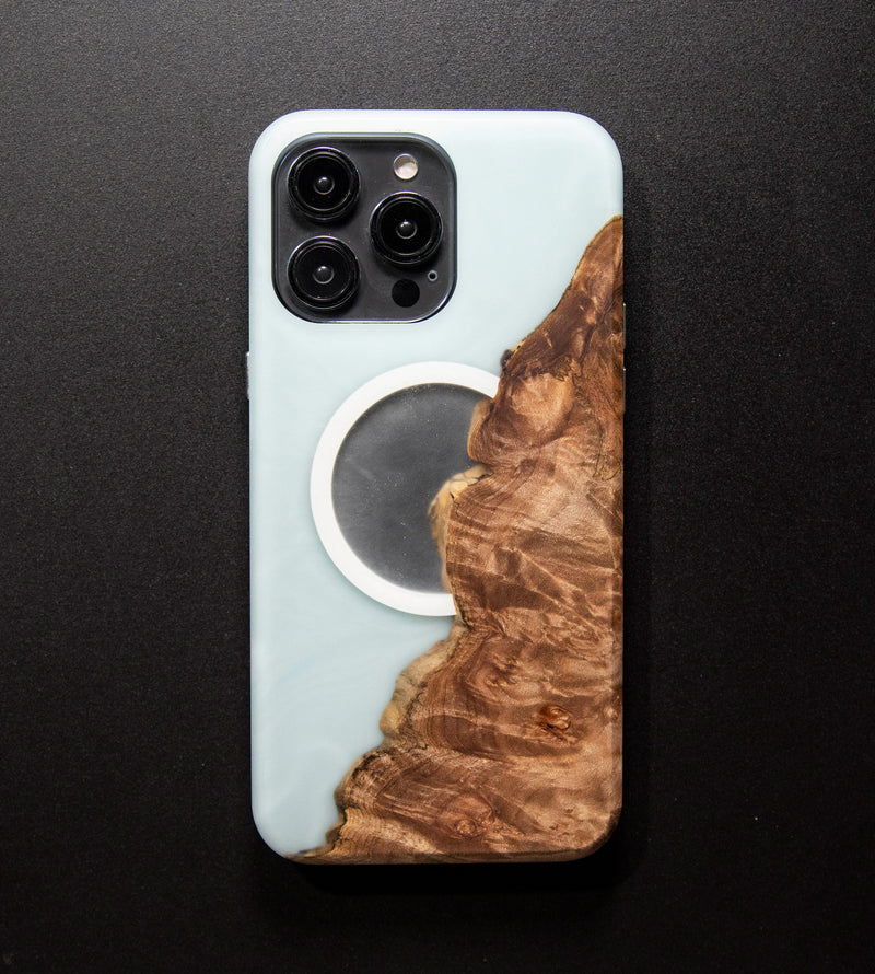 Carved Reserve Live Edge Case - iPhone 14 Pro Max (Liam, 107)