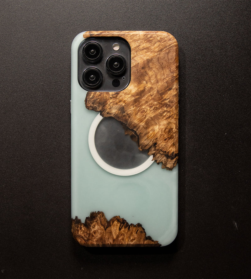 Carved Reserve Live Edge Case - iPhone 14 Pro Max (Eleanor, 162)