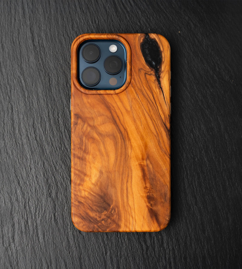 Carved Founders Edition Live Edge Case - iPhone 15 Pro Max (Veritas, 028)